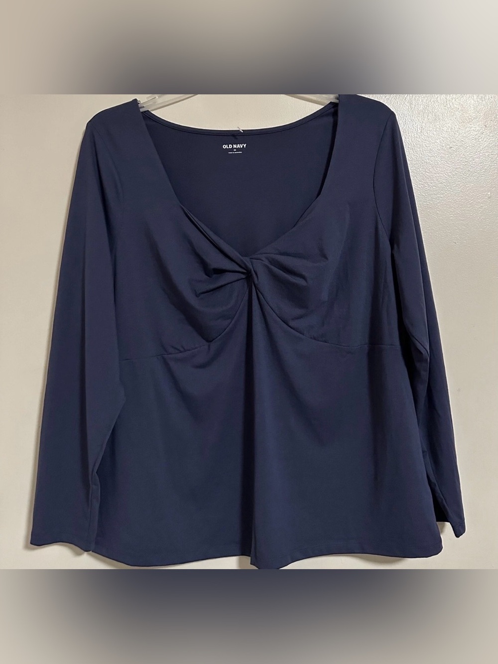 NWOT Old Navy Twist Front Plus Size Top Long Sleeve Women’s Size 3X